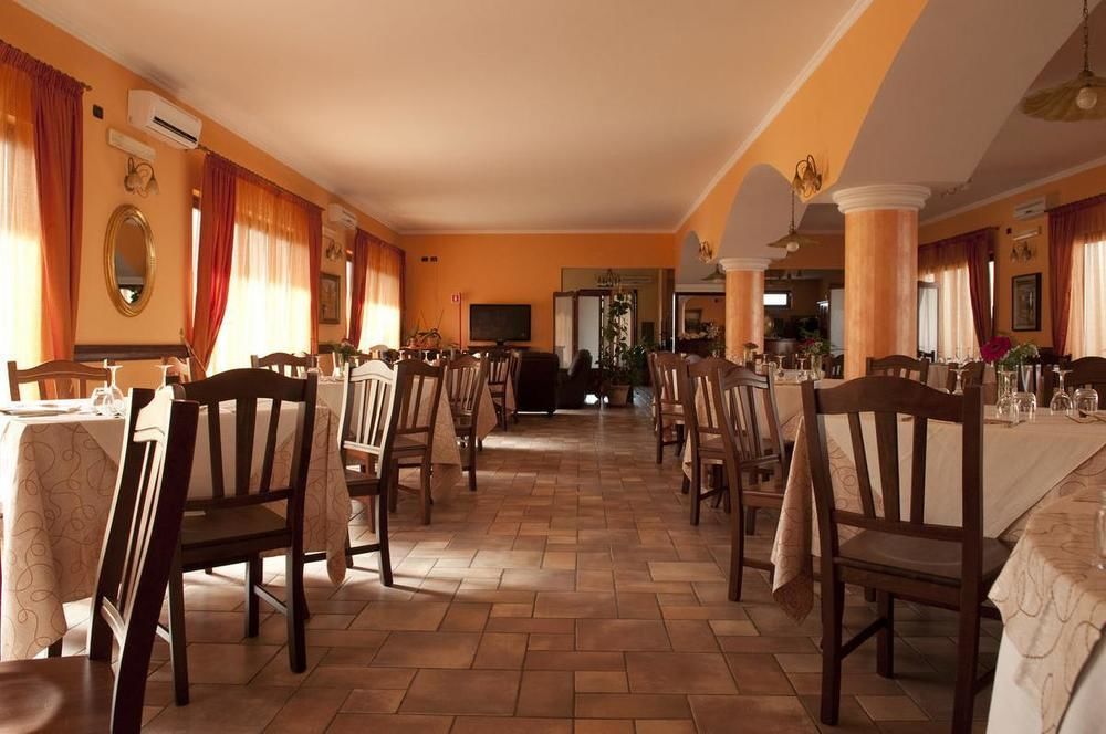 Hotel Ristorante Villa Pegaso San Pietro Infine Luaran gambar