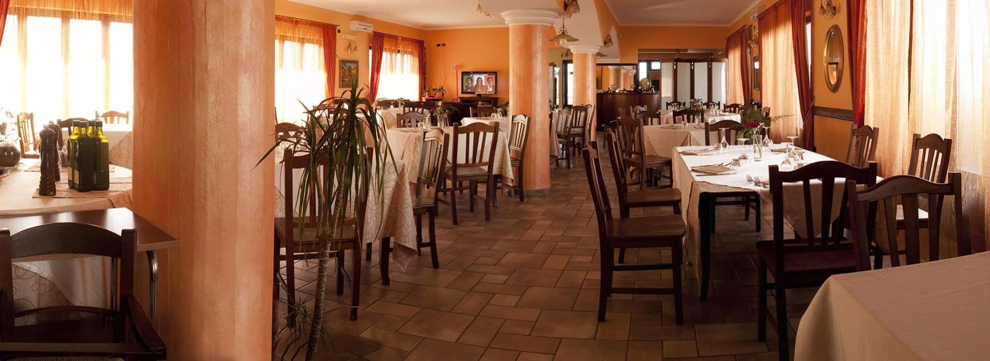 Hotel Ristorante Villa Pegaso San Pietro Infine Luaran gambar